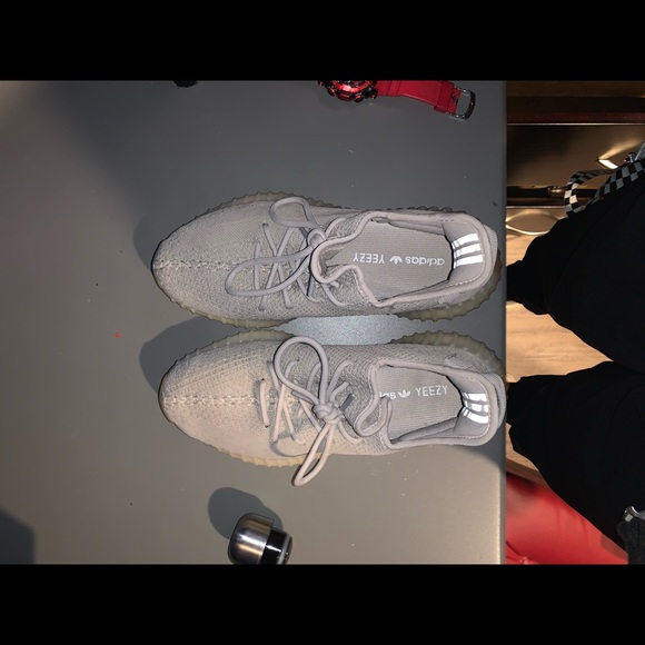 Money - Picture 4 of 5